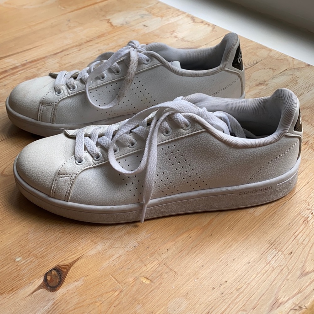 *ADIDAS SNEAKERS*